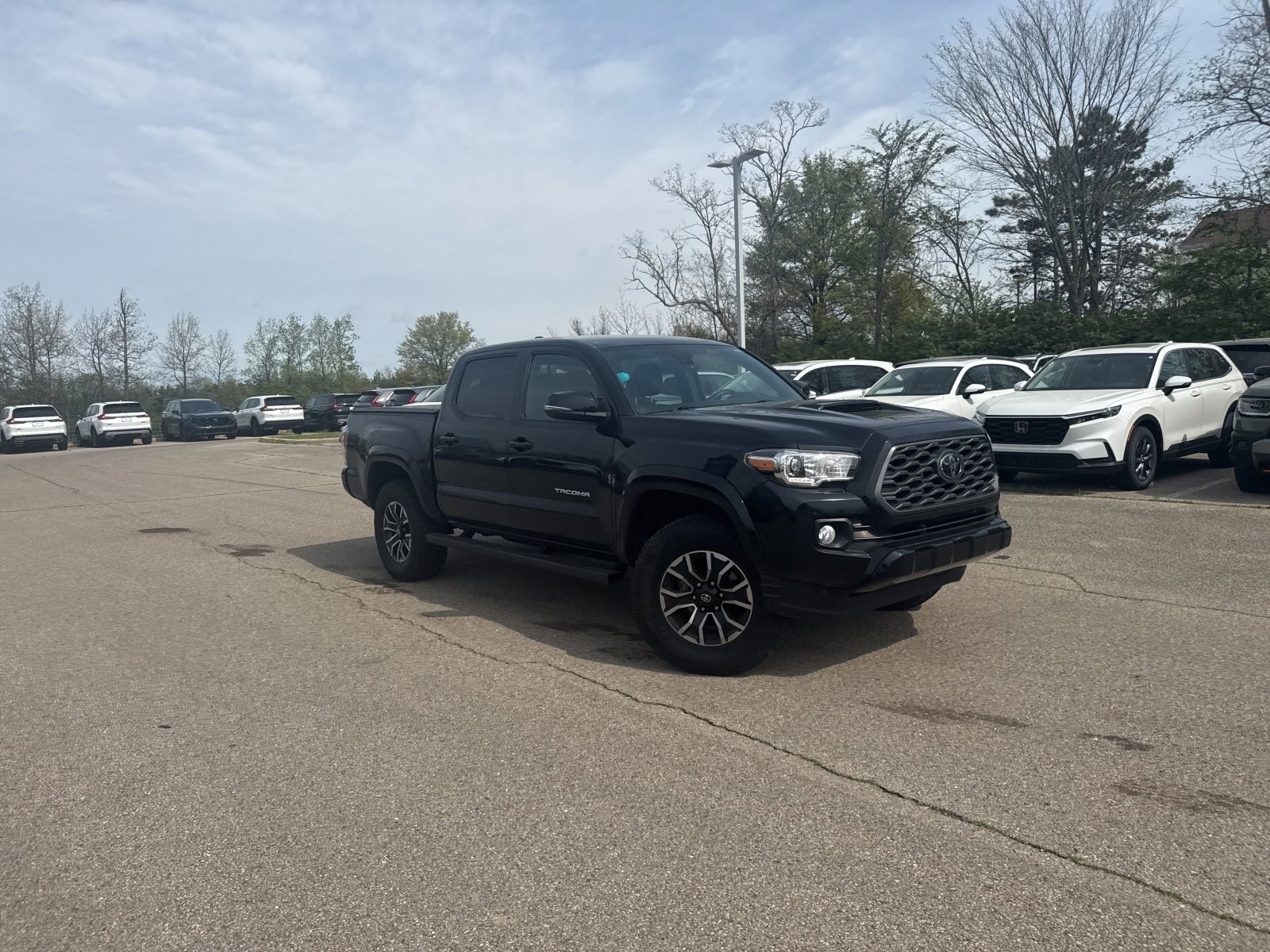 Used 2021 Toyota Tacoma TRD Sport w/ Technology Package image 19