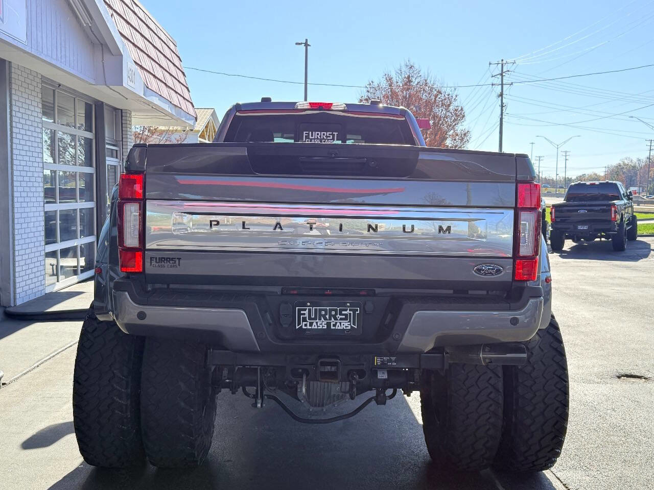 Used 2022 Ford F350 Platinum image 4