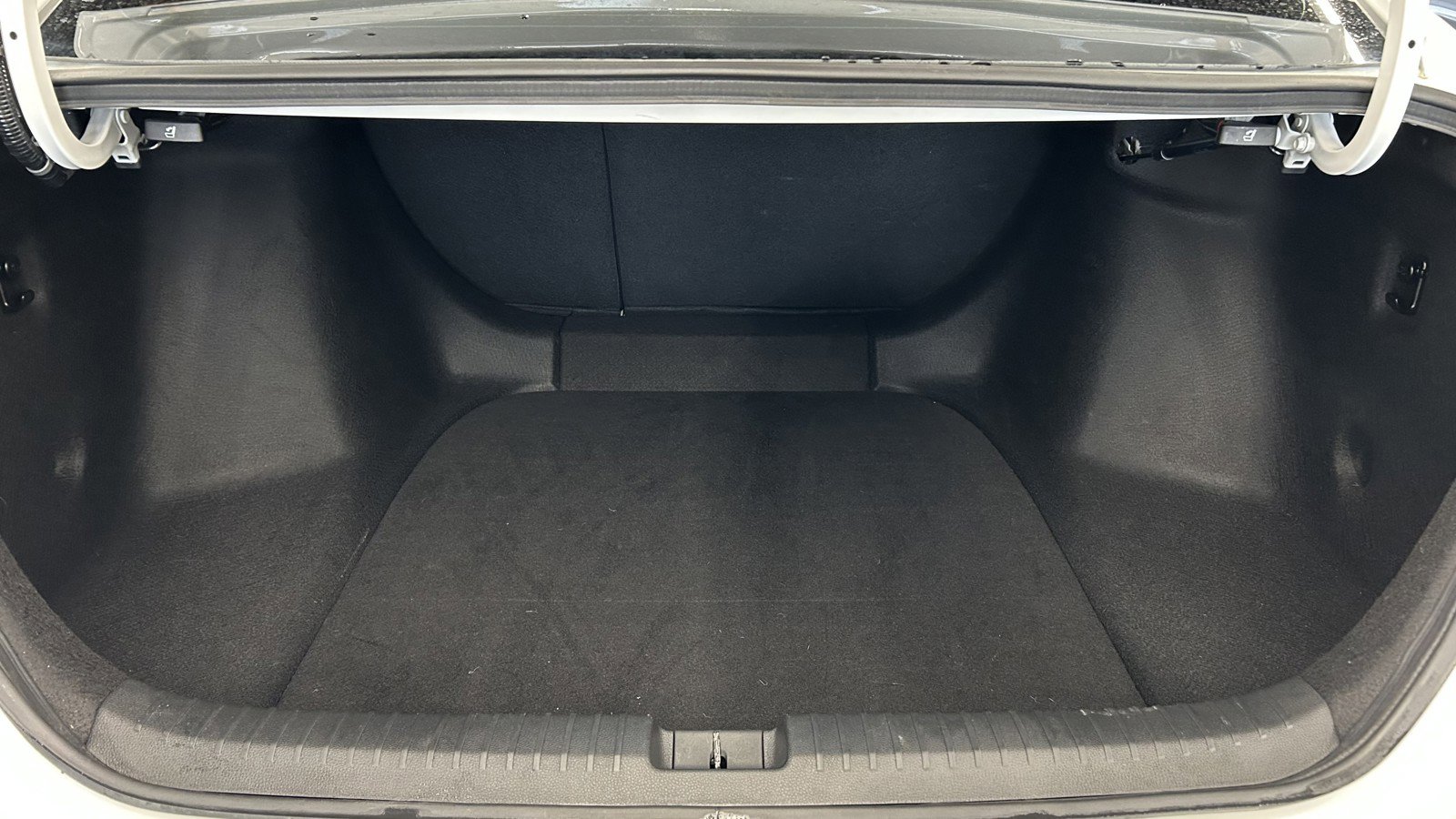 Certified 2025 Honda Accord SE image 14