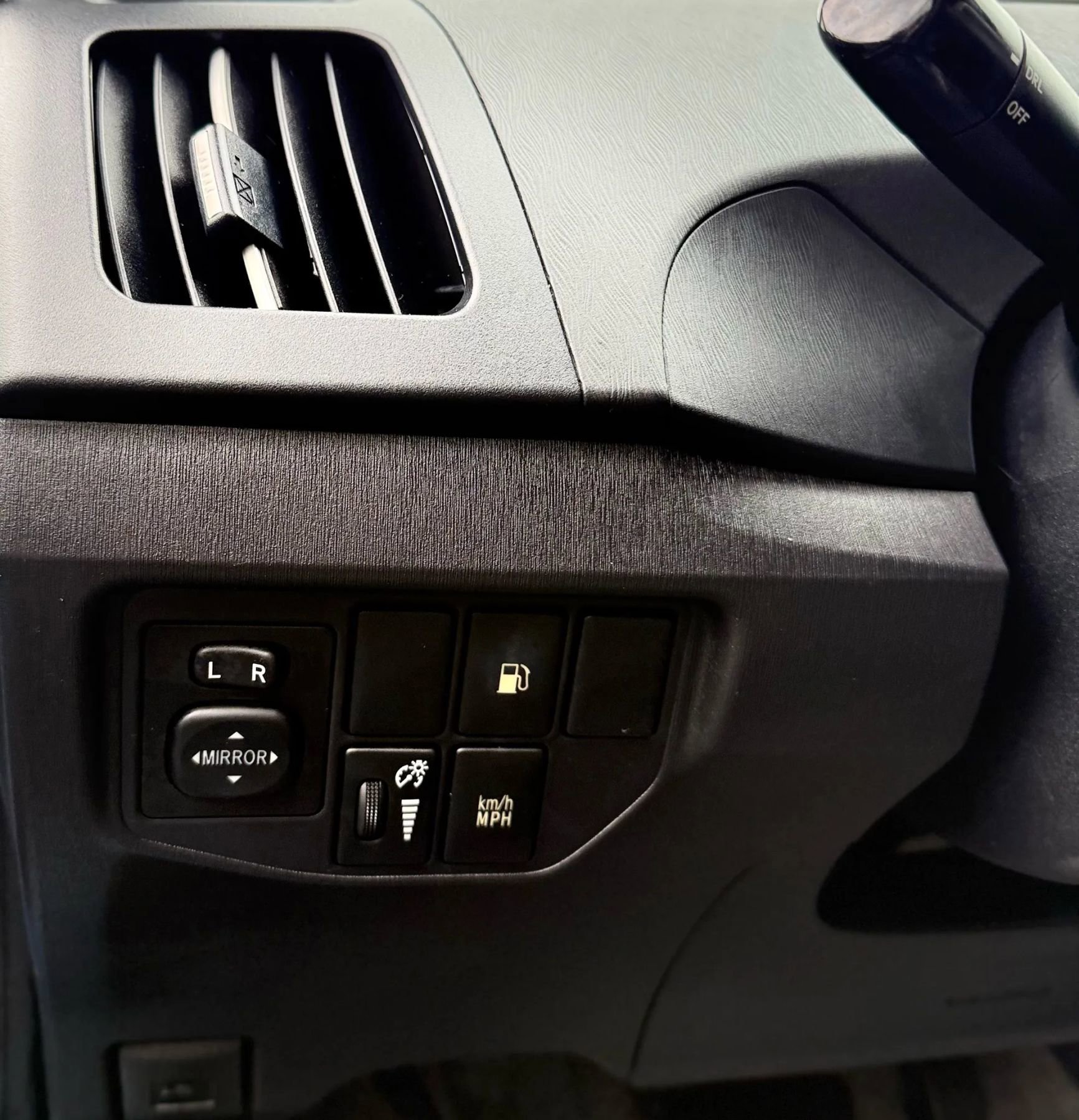 Used 2013 Toyota Prius Prime Plug-In Hybrid FWD image 21