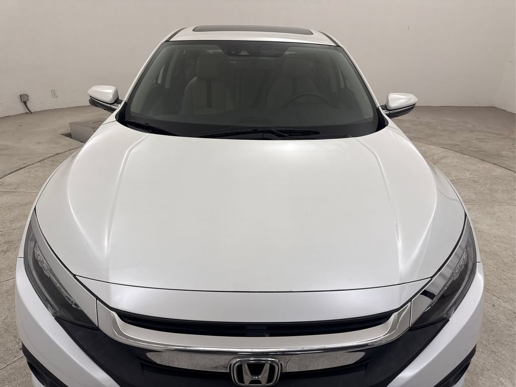 Used 2018 Honda Civic Touring image 11