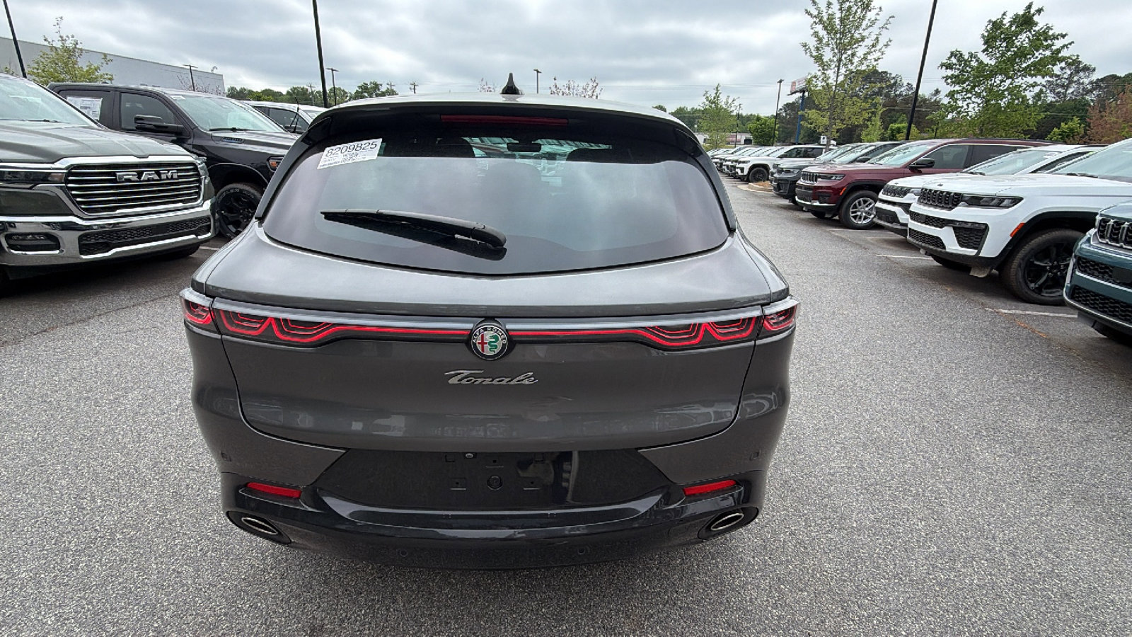 Used 2024 Alfa Romeo Tonale Veloce w/ Active Assist Package AWD/4WD image 9