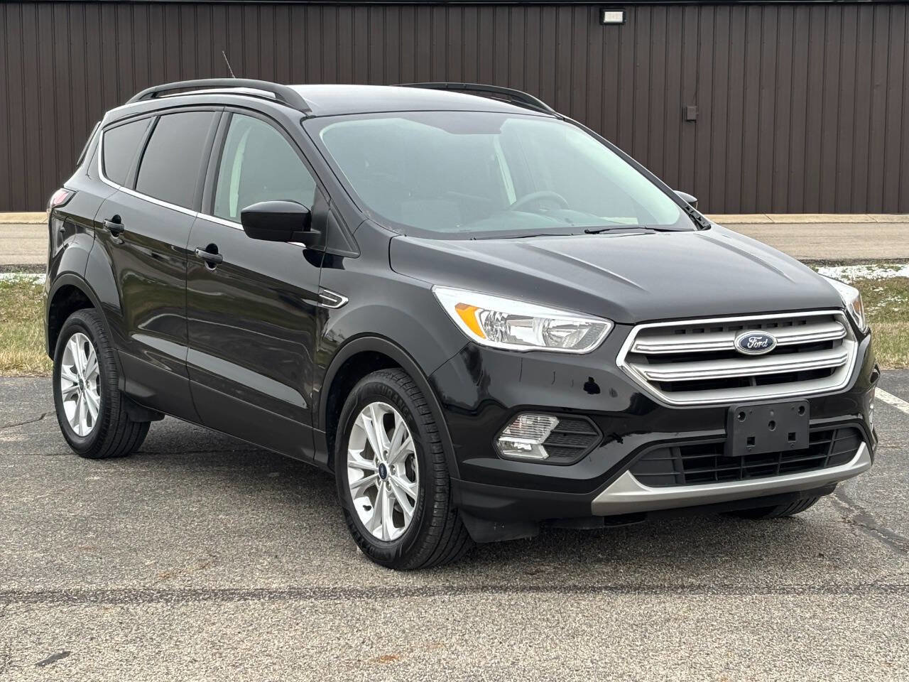 Used 2018 Ford Escape SE FWD image 4