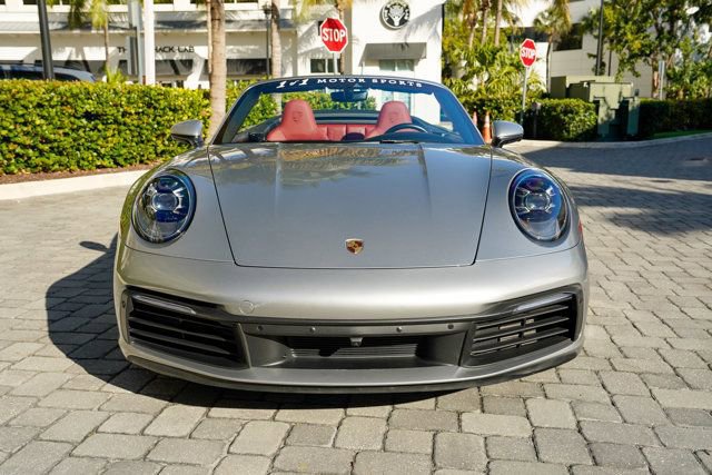 Used 2021 Porsche 911 Carrera image 4