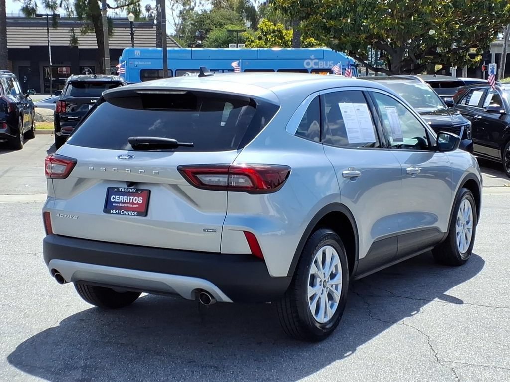 Used 2023 Ford Escape Active FWD image 5