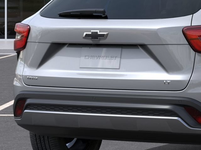 New 2026 Chevrolet Trax LT w/ Driver Confidence Package FWD image 14