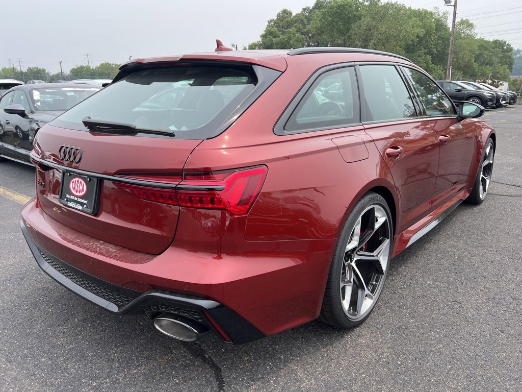 New 2025 Audi RS 6 performance image 5