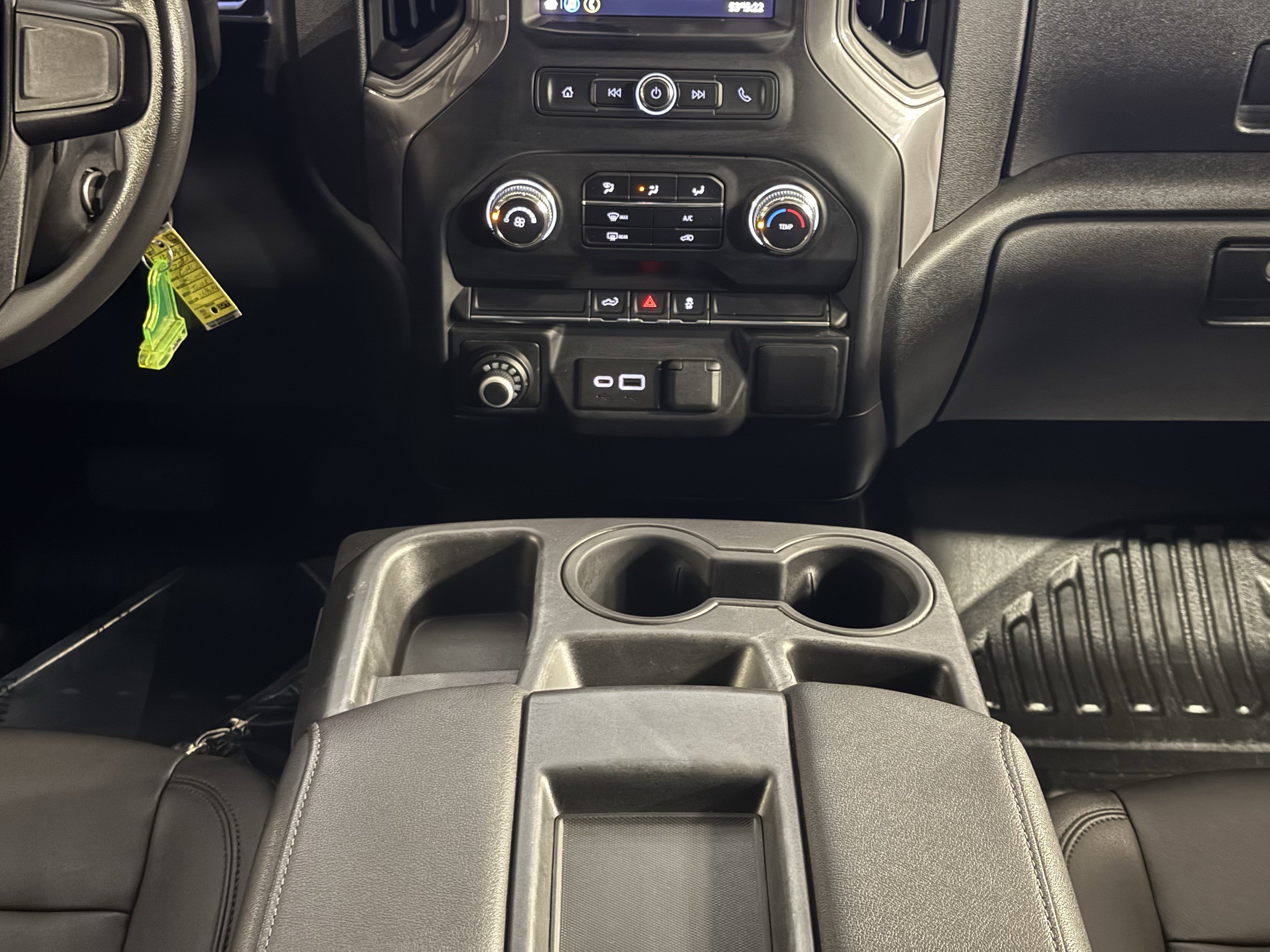 Used 2021 GMC Sierra 2500 4x4 Crew Cab w/ Convenience Package image 18