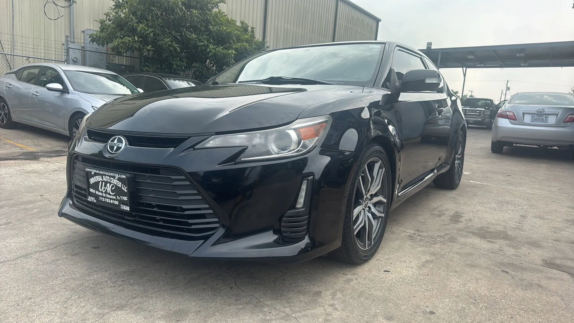 Used 2015 Scion tC FWD image 3