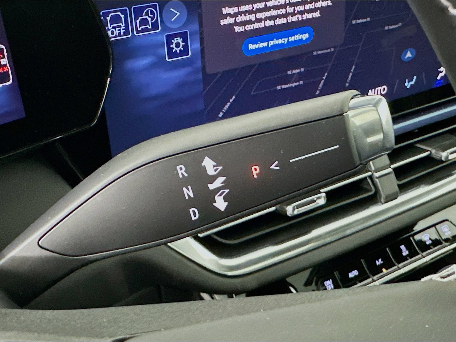 New 2026 Chevrolet Equinox EV LT FWD image 18