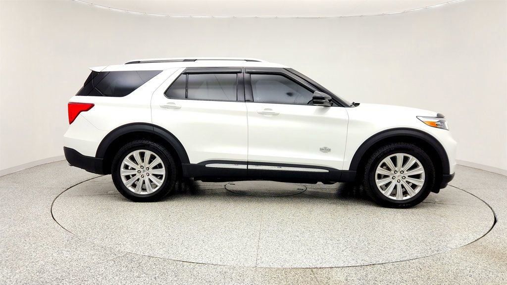 Used 2023 Ford Explorer King Ranch w/ Technology Package AWD/4WD image 4