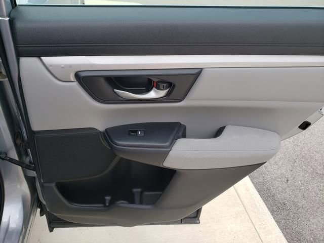 Used 2019 Honda CR-V LX image 17