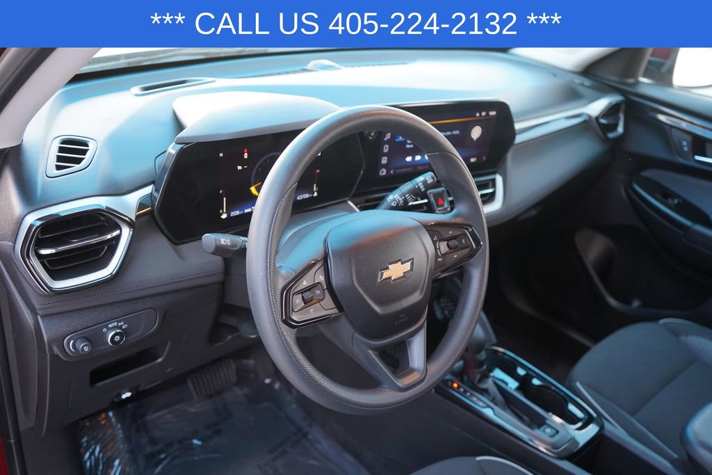 Used 2025 Chevrolet TrailBlazer LT image 19