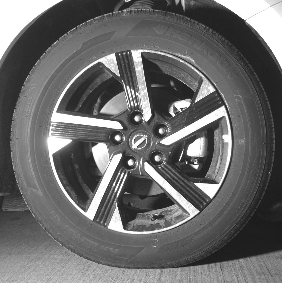 Used 2025 Nissan Sentra SV FWD image 13