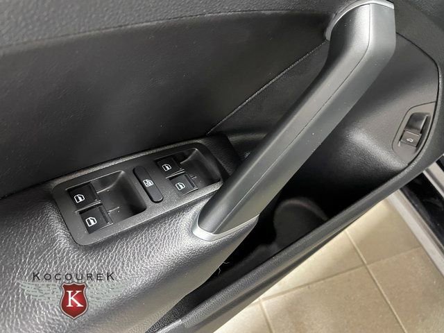 Used 2020 Volkswagen Passat 2.0T R-Line FWD image 20