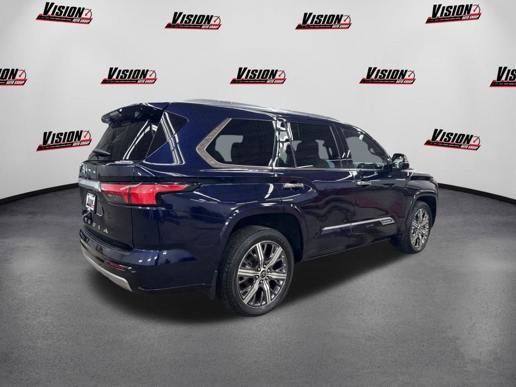 Used 2023 Toyota Sequoia Capstone image 5