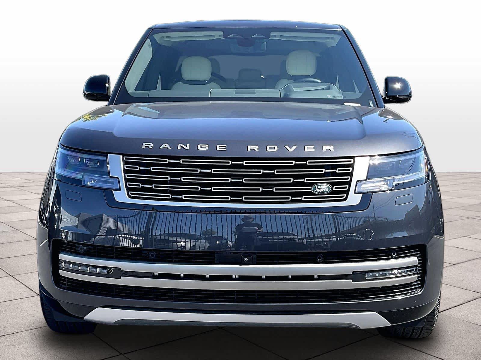 New 2026 Land Rover Range Rover Long Wheelbase SE AWD/4WD image 5