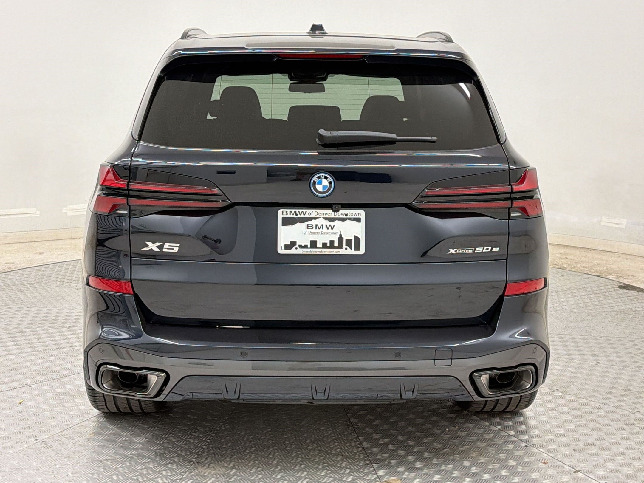 New 2026 BMW X5 xDrive50e w/ M Sport Package AWD/4WD image 10