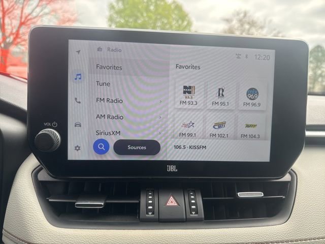 Used 2024 Toyota RAV4 Limited image 31