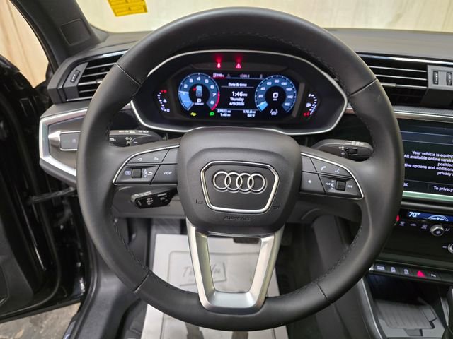 Certified 2024 Audi Q3 2.0T Premium w/ Convenience Package image 19