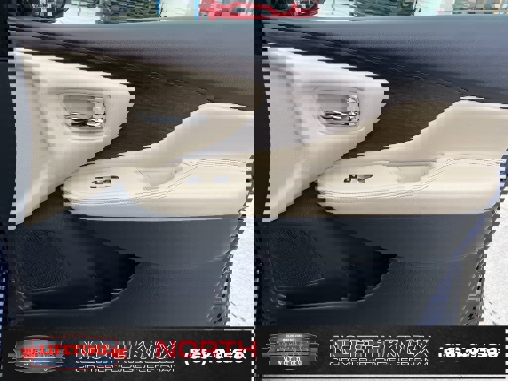 Used 2023 Nissan Murano Platinum w/ Cargo Package image 28