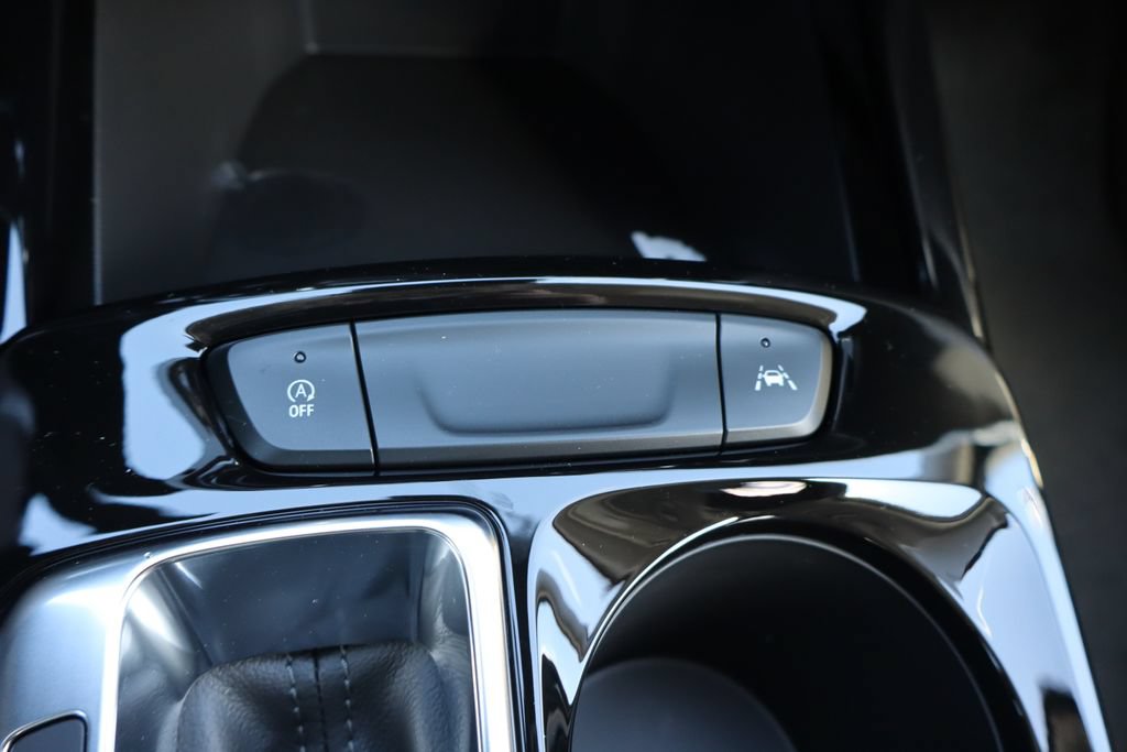 New 2026 Chevrolet Trax LT w/ Midnight Edition FWD image 10