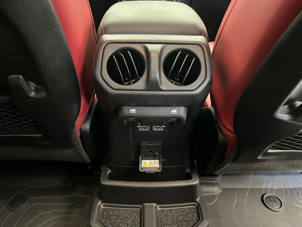 Used 2024 Jeep Wrangler Unlimited Rubicon 392 image 10