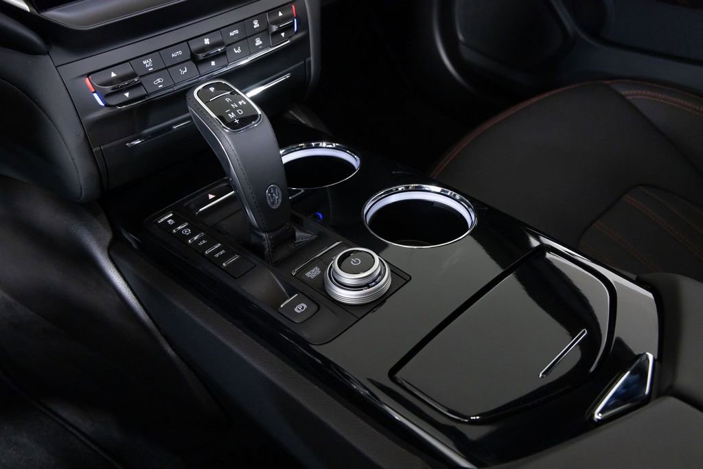 Used 2023 Maserati Ghibli Modena image 26