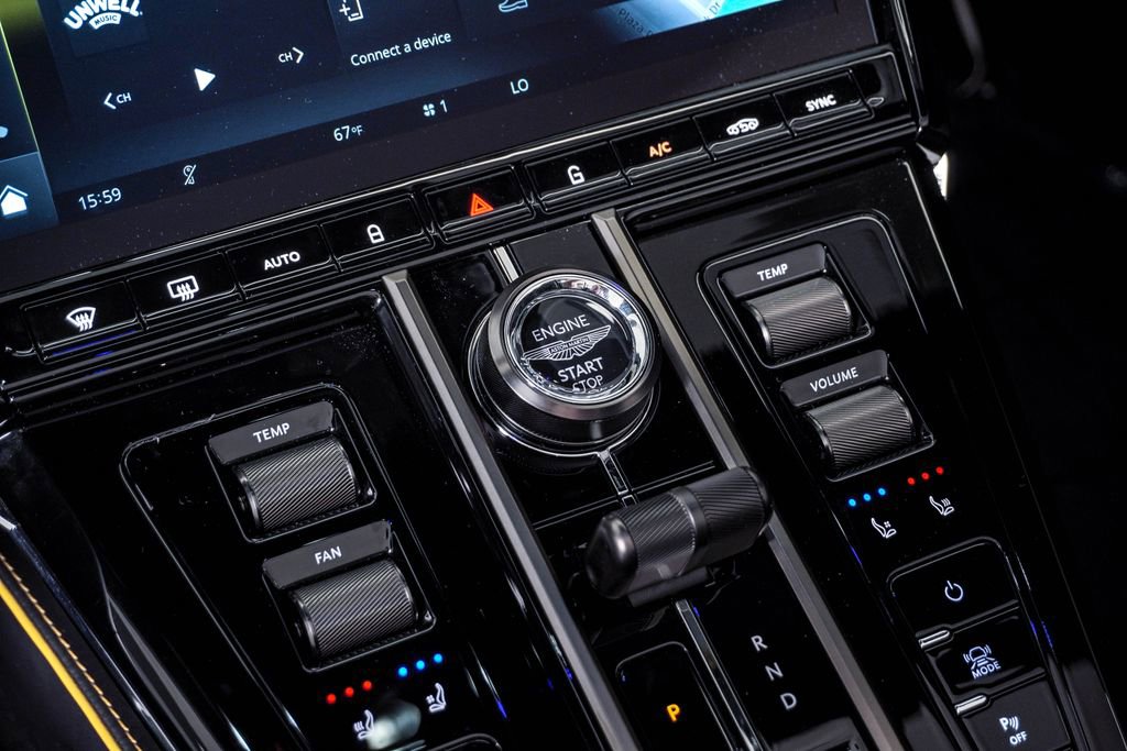 New 2026 Aston Martin V8 Vantage S image 32