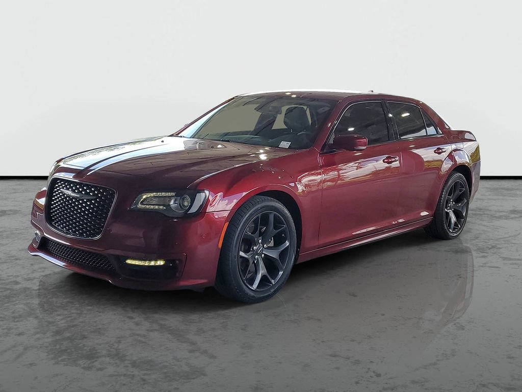 Used 2023 Chrysler 300 Touring L w/ Comfort Group RWD image 4