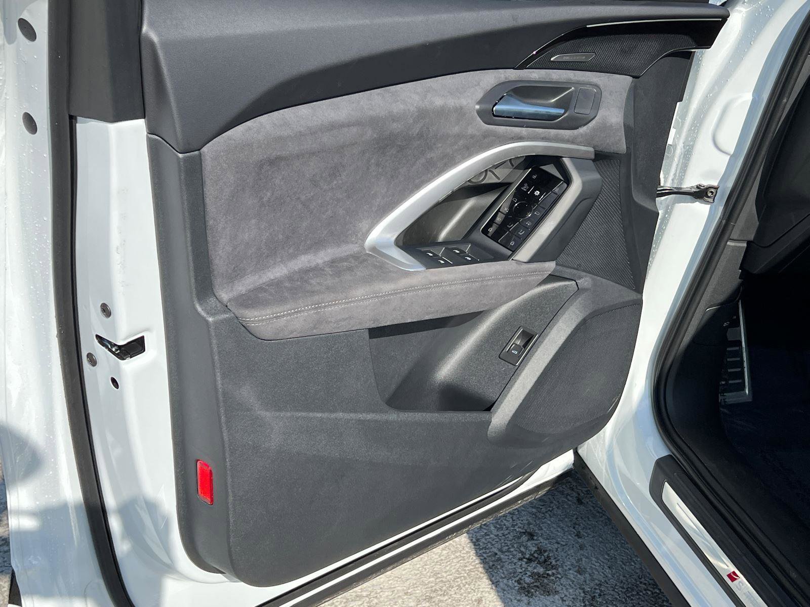 New 2025 Audi SQ5 Premium Plus AWD/4WD image 10