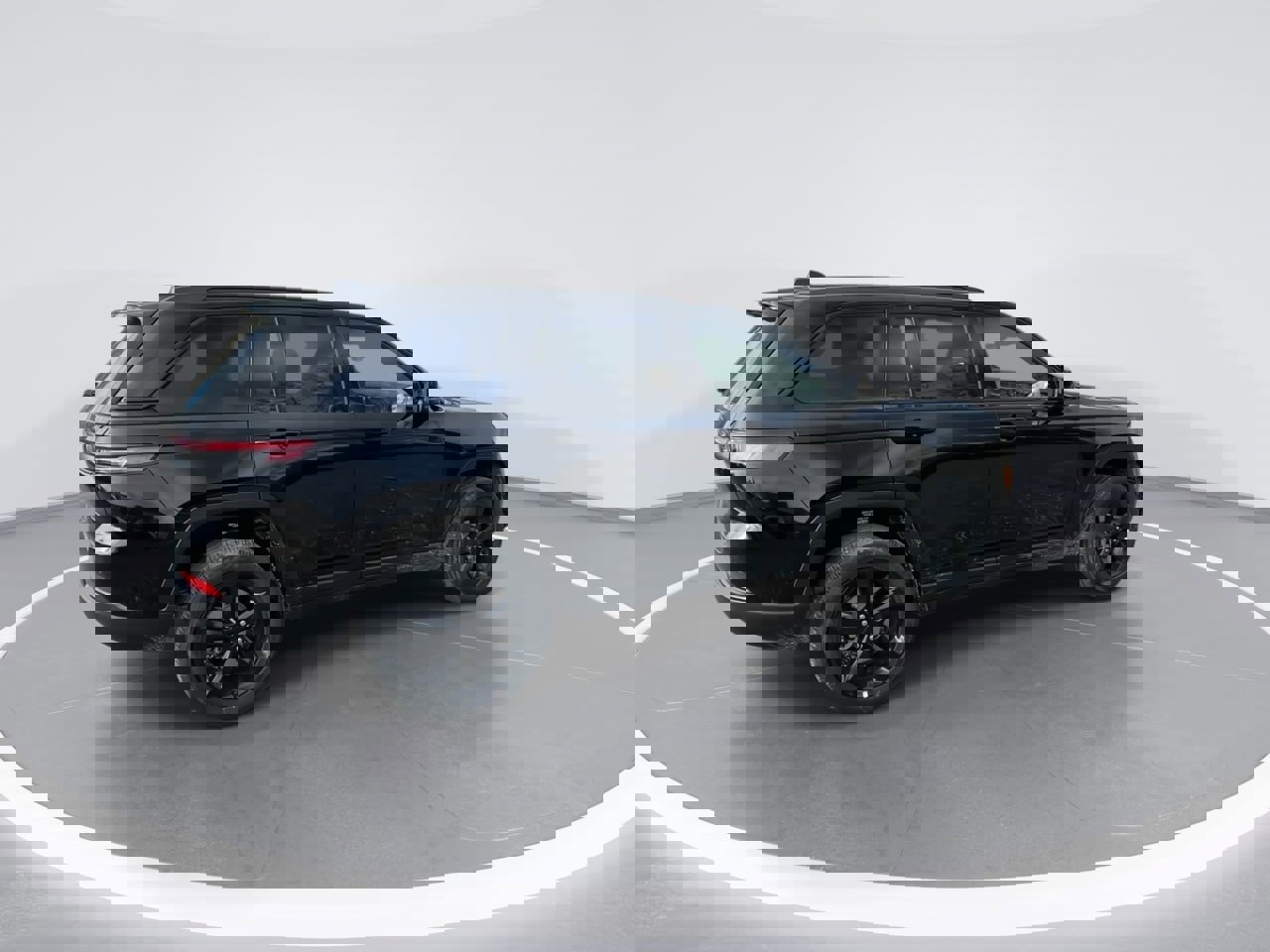 New 2025 Jeep Grand Cherokee Altitude image 8