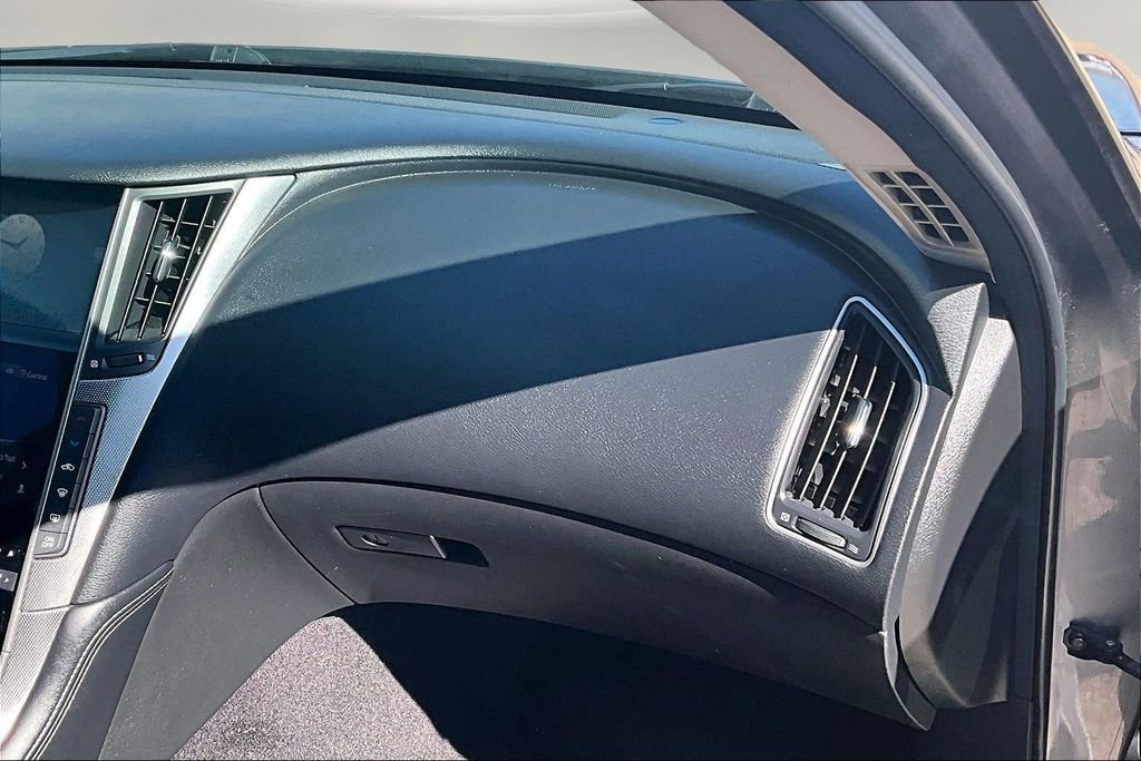Used 2014 INFINITI Q50 Premium AWD/4WD image 24