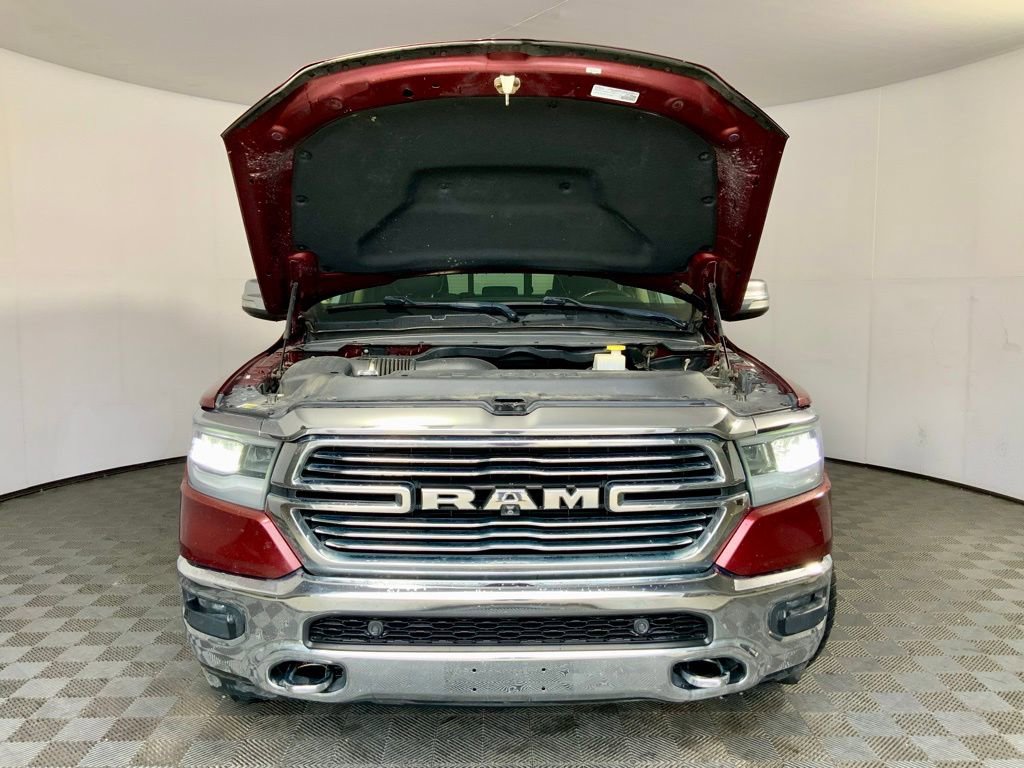 Used 2019 RAM 1500 Laramie AWD/4WD image 9