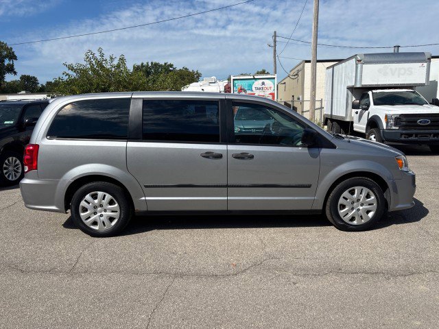 Used 2014 Dodge Grand Caravan American Value Package image 4