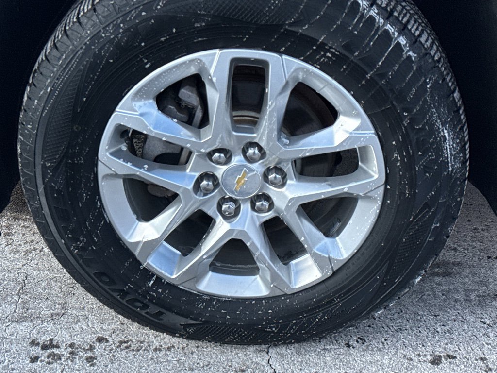 Used 2020 Chevrolet Traverse LT w/ LPO, Floor Liner Package image 10