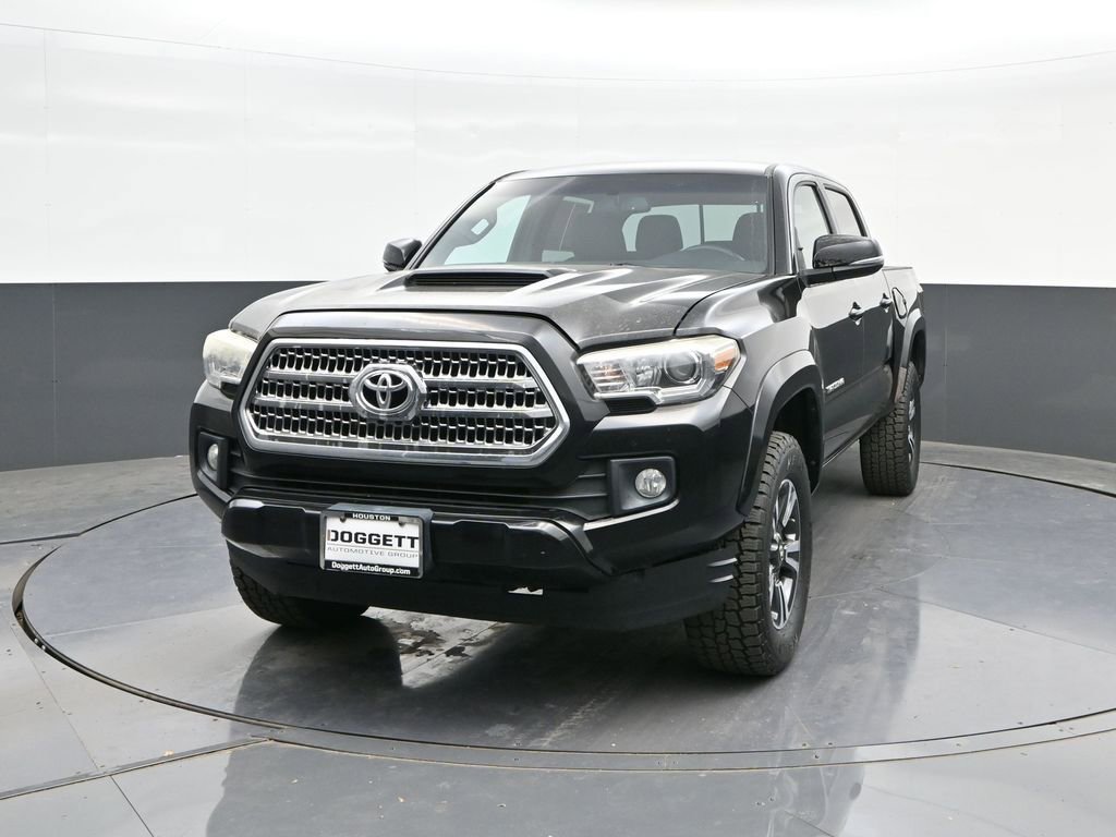 Used 2017 Toyota Tacoma TRD Sport w/ Tow Package image 27