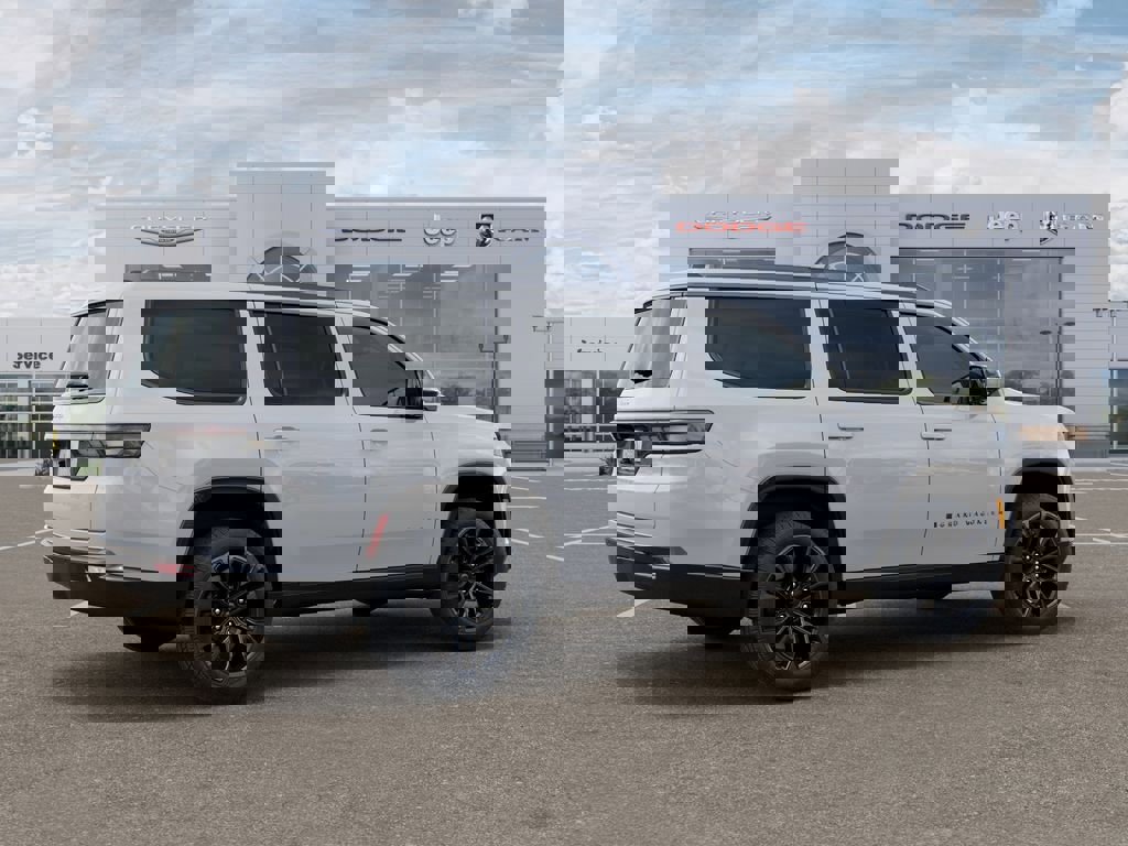 New 2026 Jeep Grand Wagoneer Summit image 4