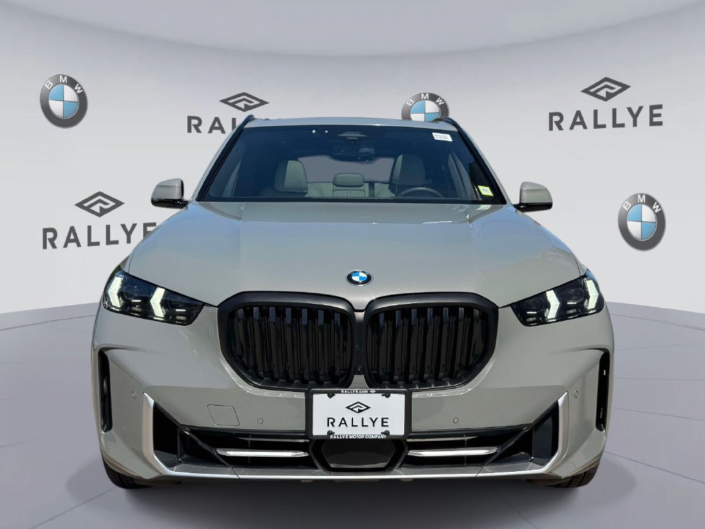 Certified 2025 BMW X5 xDrive40i w/ M Sport Package AWD/4WD image 3