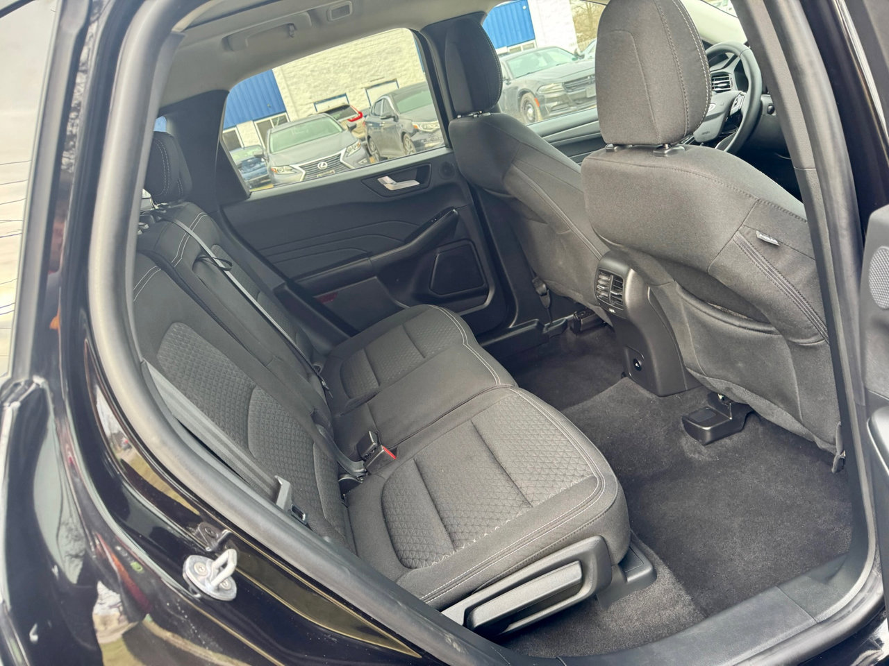 Used 2025 Ford Escape Active w/ Active Premium Tech Pack image 25