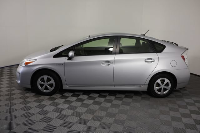 Used 2015 Toyota Prius Three FWD image 5