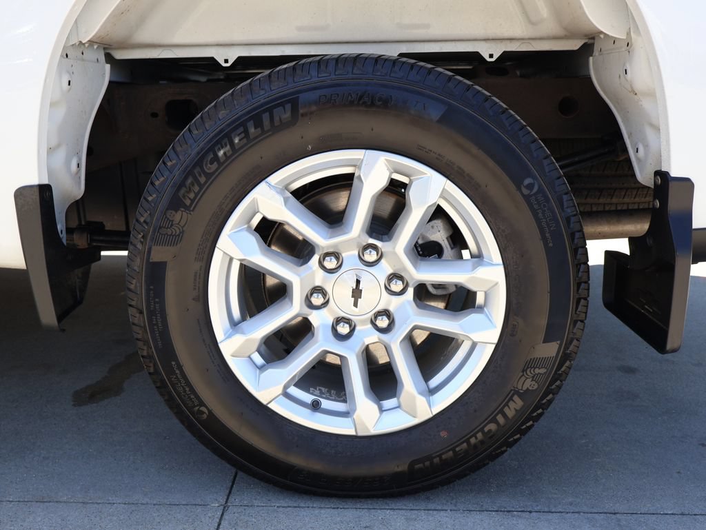 Certified 2025 Chevrolet Silverado 1500 RST w/ Max Trailering Package AWD/4WD image 40