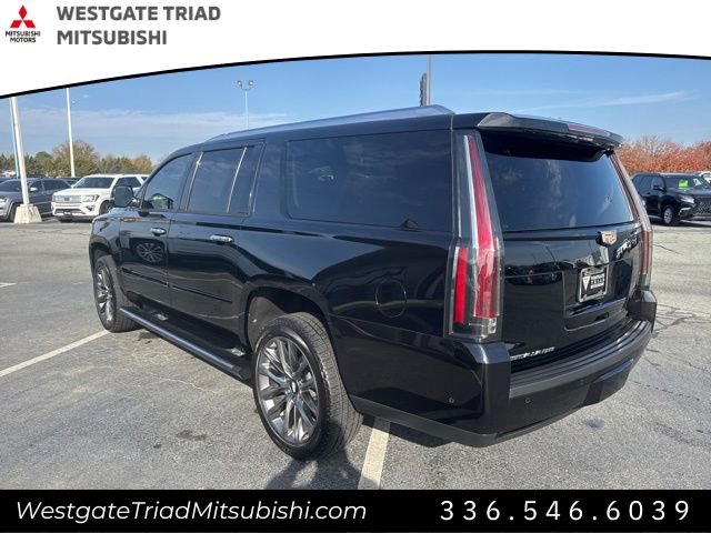 Used 2019 Cadillac Escalade ESV Premium Luxury w/ Escalade Sport Edition image 10