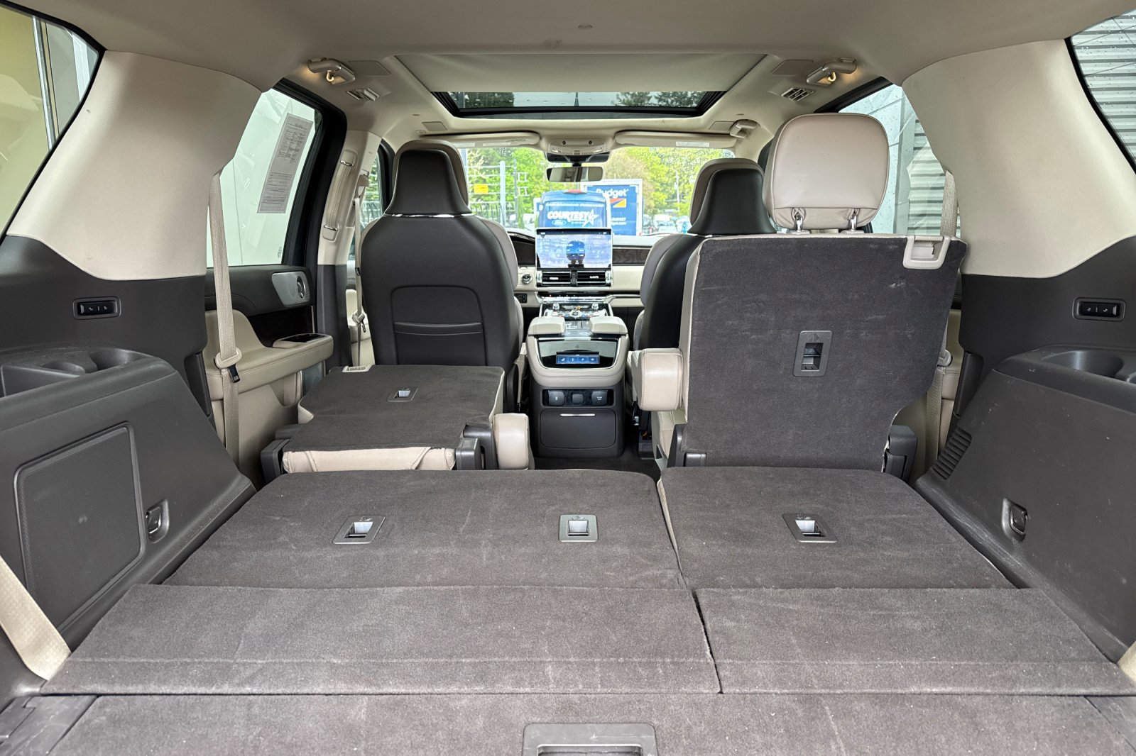 Certified 2023 Lincoln Navigator Reserve image 16