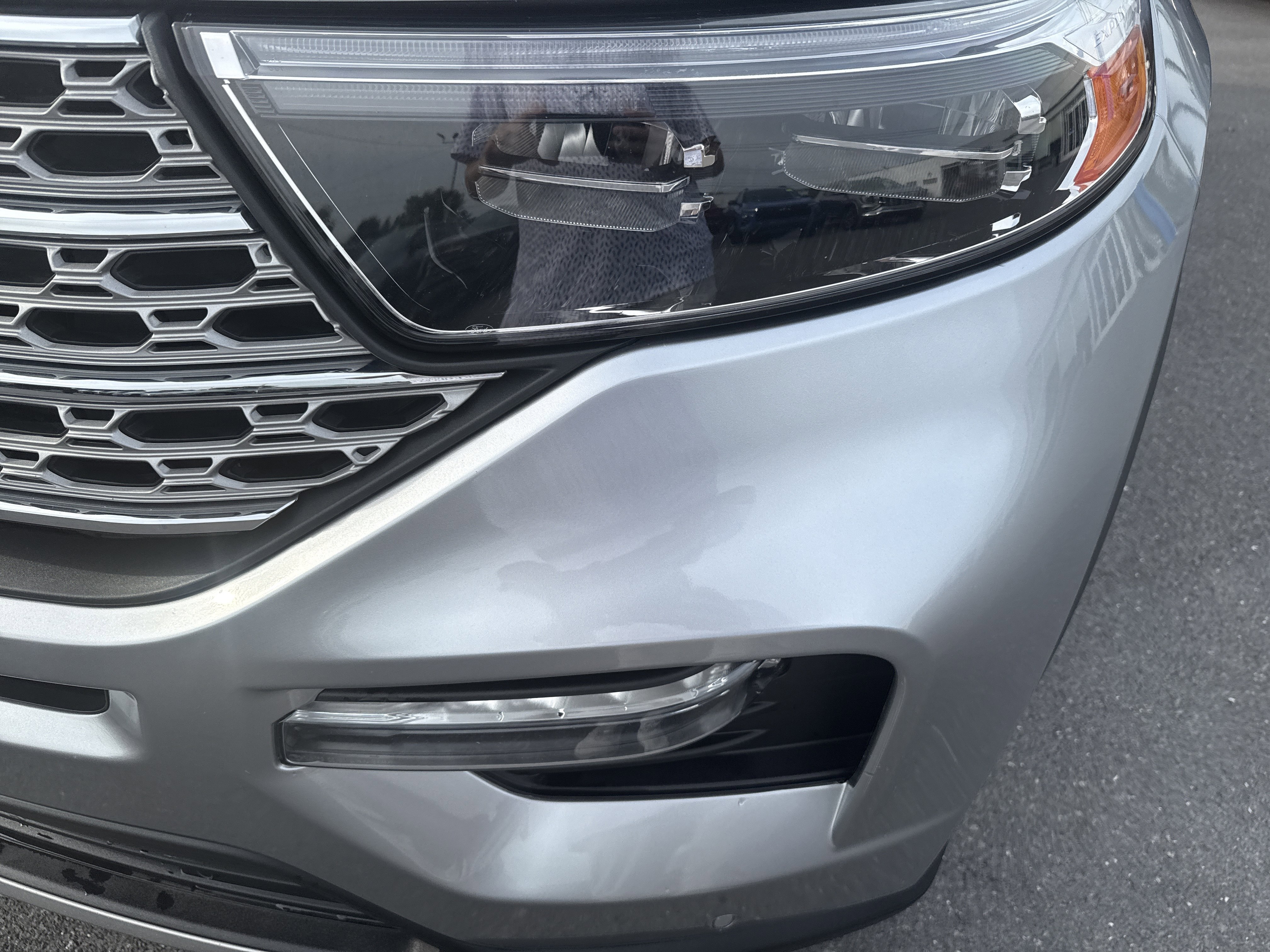 Used 2023 Ford Explorer Limited image 8