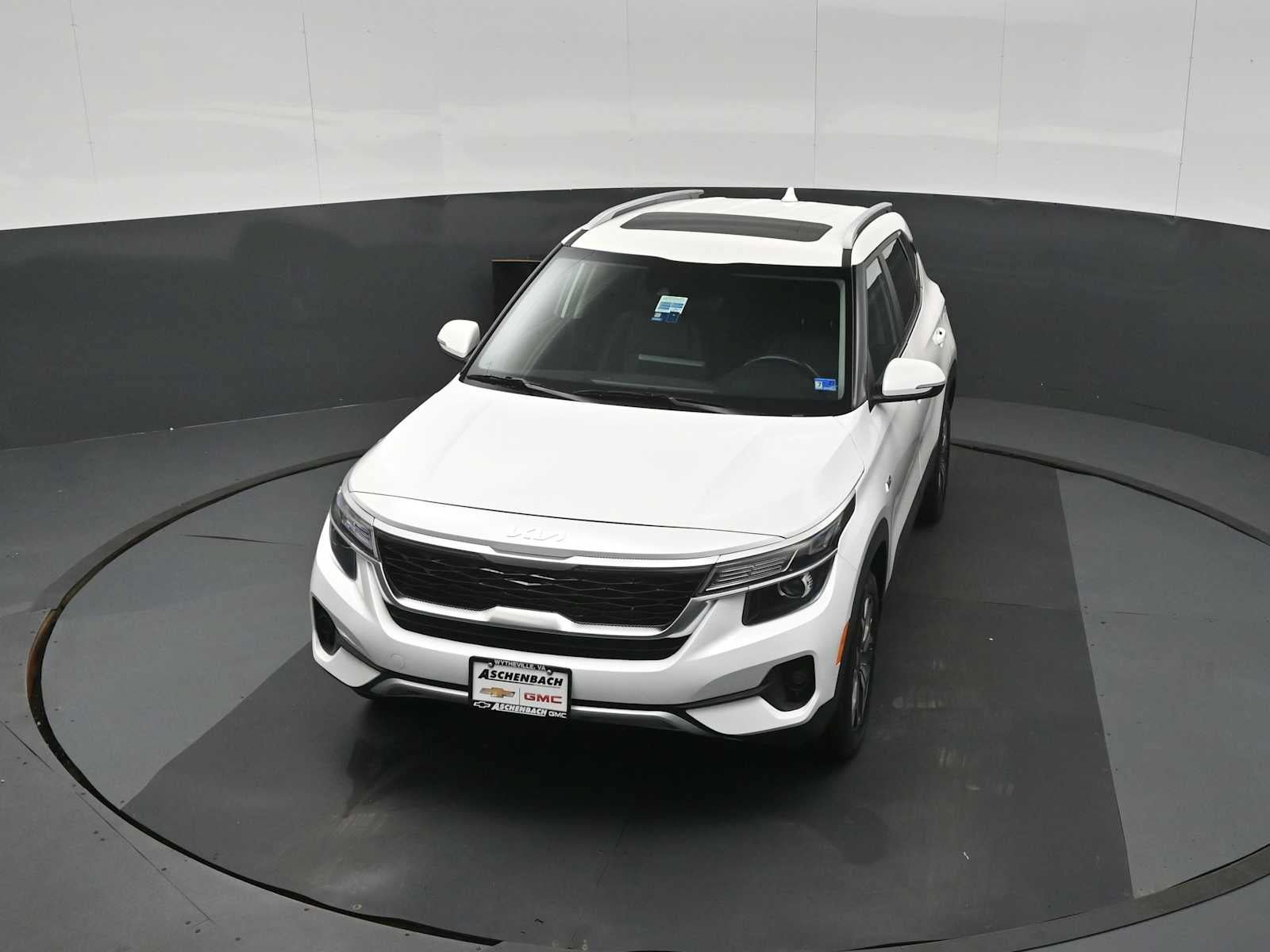Used 2023 Kia Seltos EX AWD/4WD image 12