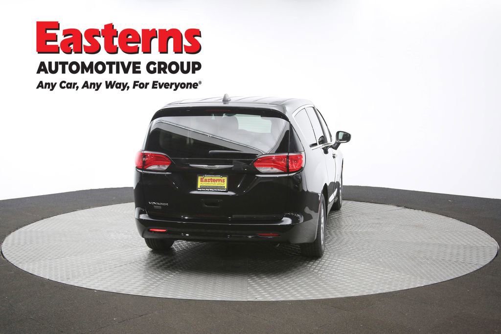 Used 2024 Chrysler Voyager LX image 36