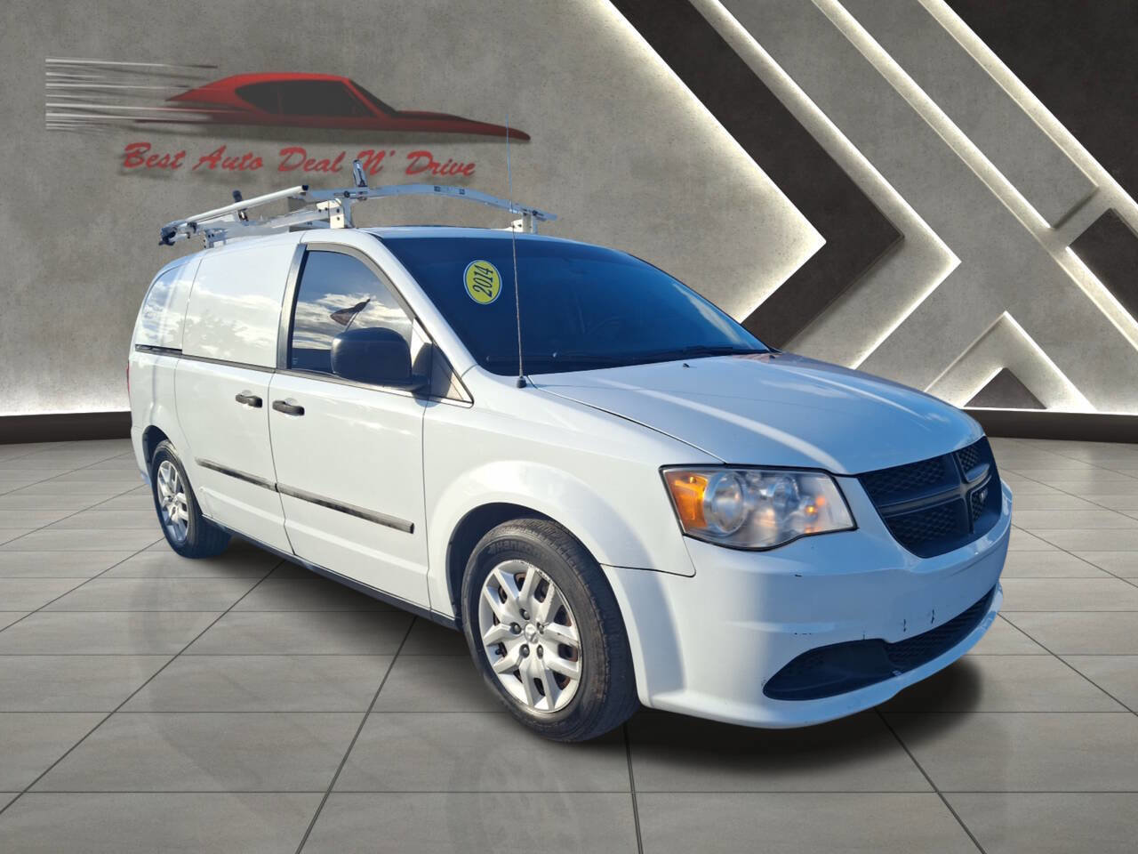 Used 2014 RAM C/V Tradesman image 2