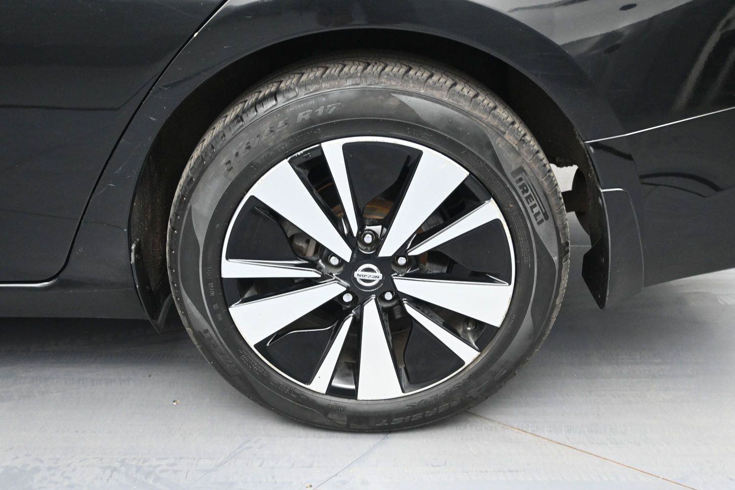 Used 2019 Nissan Altima 2.5 SL AWD/4WD image 10