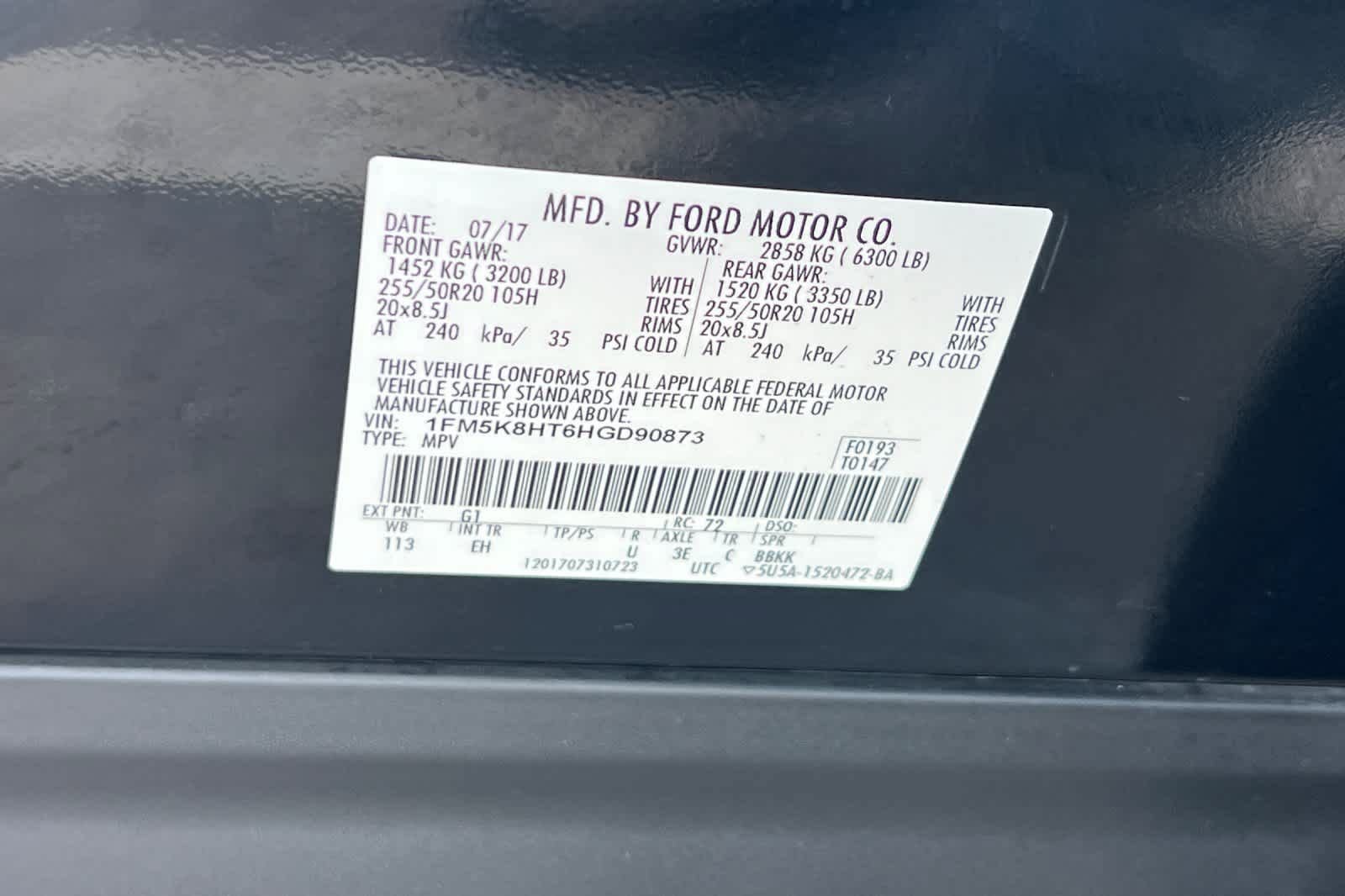 Used 2017 Ford Explorer Platinum image 29